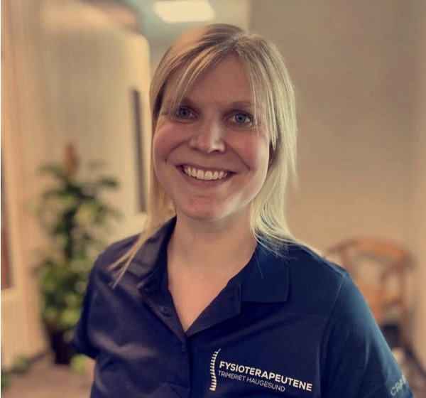 Bilde av Ida som holder artrosetreningen